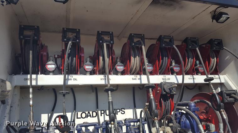 image for item EI9731 2012 International 4400 service truck