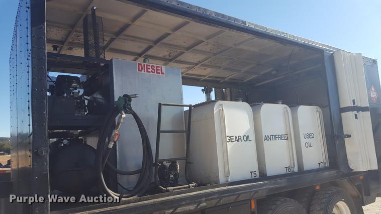 image for item EI9731 2012 International 4400 service truck