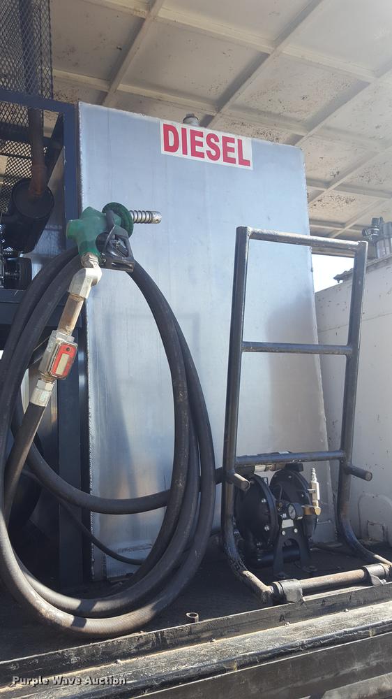 image for item EI9731 2012 International 4400 service truck