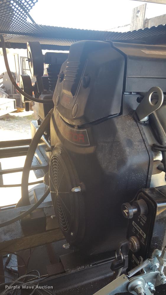 image for item EI9731 2012 International 4400 service truck