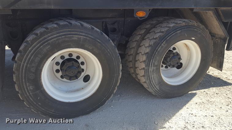 image for item EI9731 2012 International 4400 service truck