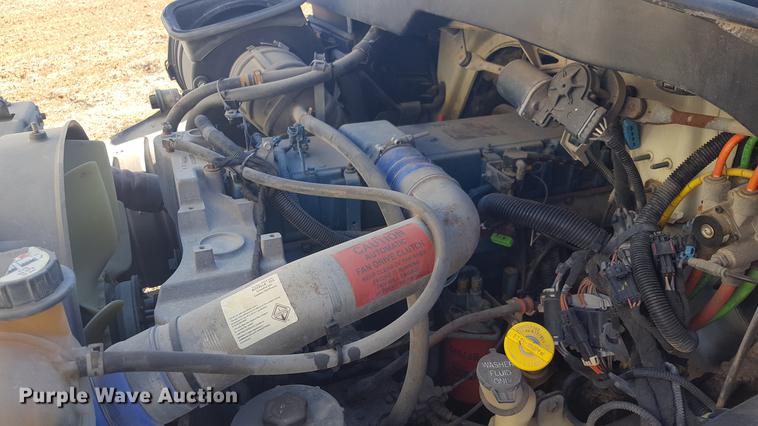 image for item EI9731 2012 International 4400 service truck