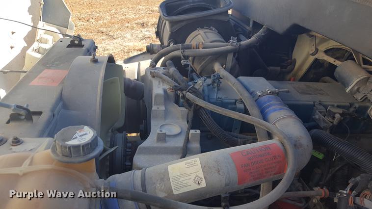 image for item EI9731 2012 International 4400 service truck