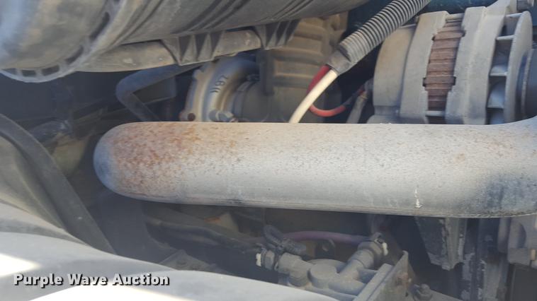 image for item EI9731 2012 International 4400 service truck