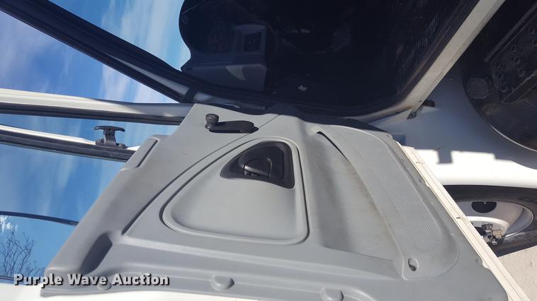 image for item EI9731 2012 International 4400 service truck