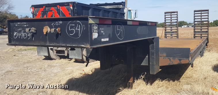 image for item EI9732 2001 SEI equipment trailer