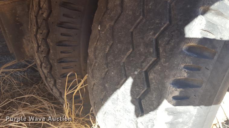 image for item EI9732 2001 SEI equipment trailer