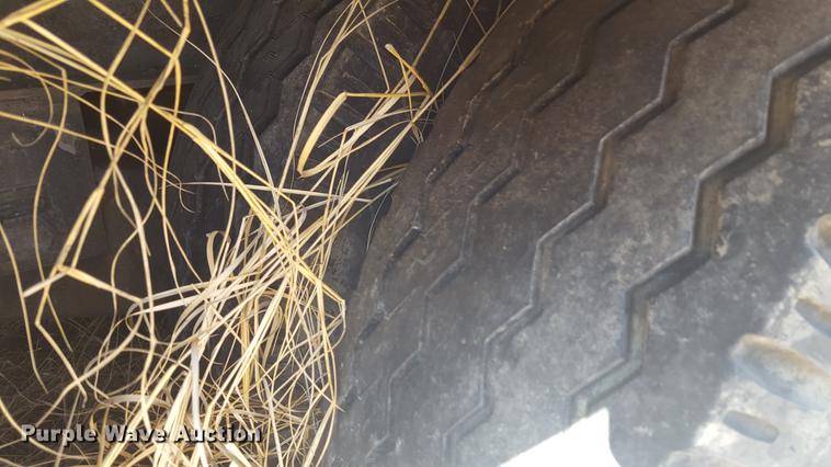 image for item EI9732 2001 SEI equipment trailer