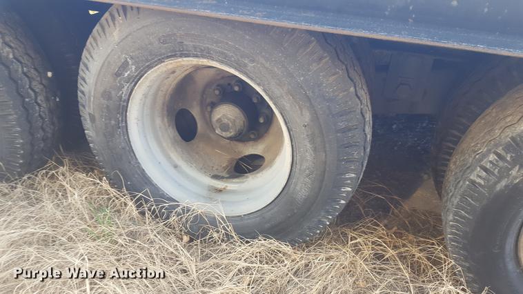 image for item EI9732 2001 SEI equipment trailer