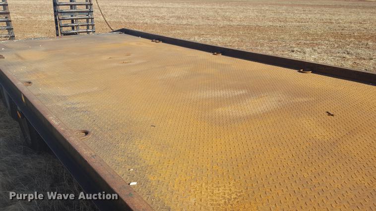 image for item EI9732 2001 SEI equipment trailer