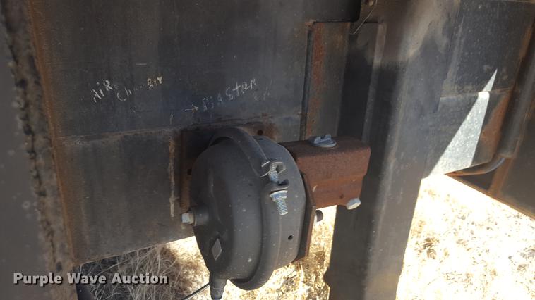 image for item EI9732 2001 SEI equipment trailer