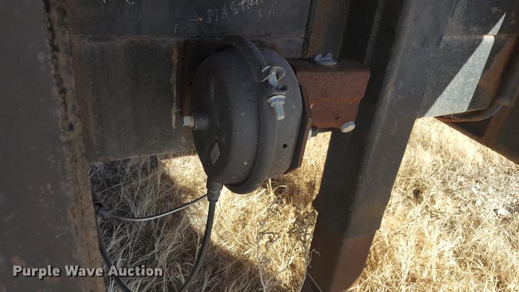 image for item EI9732 2001 SEI equipment trailer