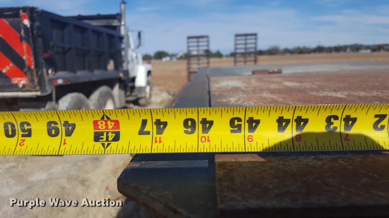 image for item EI9732 2001 SEI equipment trailer