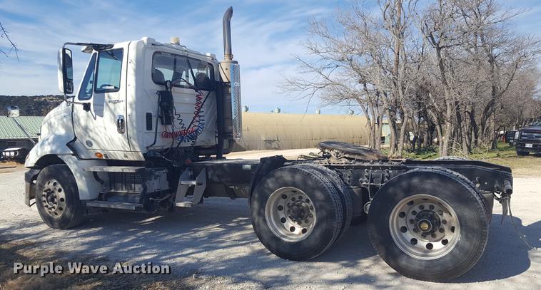 image for item EI9733 2012 International ProStar semi truck