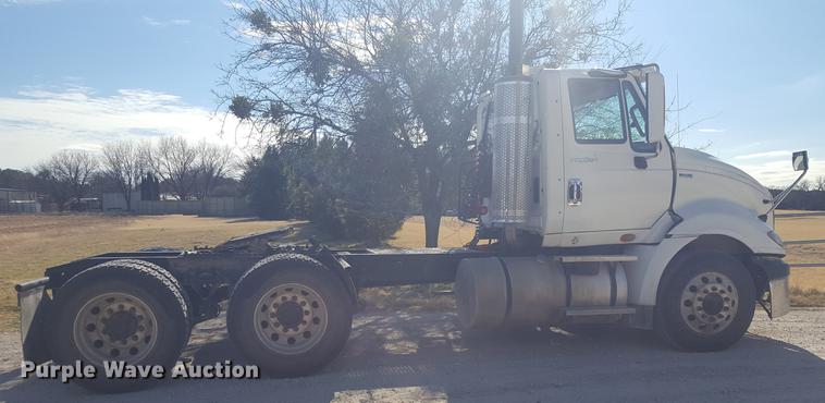 image for item EI9733 2012 International ProStar semi truck