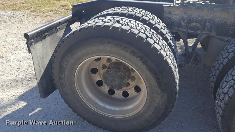 image for item EI9733 2012 International ProStar semi truck