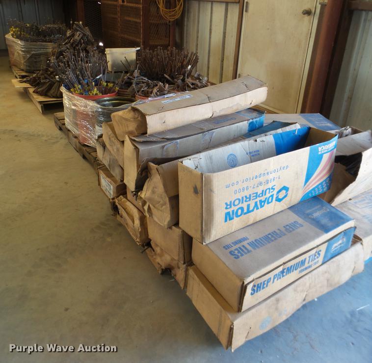 image for item EI9737 Form ties