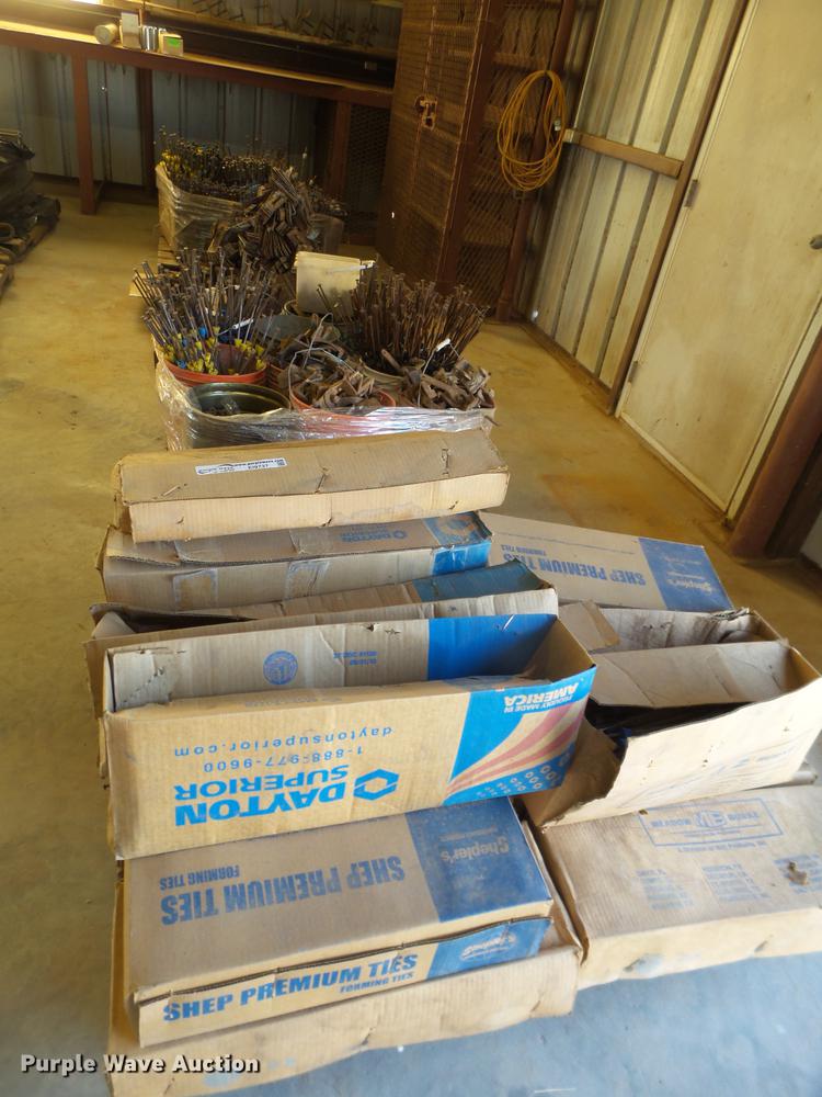 image for item EI9737 Form ties