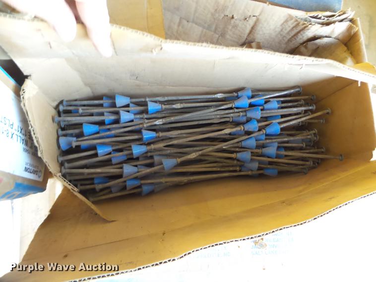 image for item EI9737 Form ties