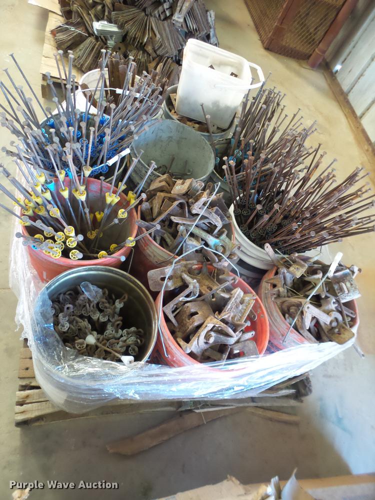 image for item EI9737 Form ties