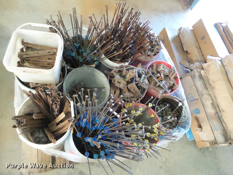 image for item EI9737 Form ties