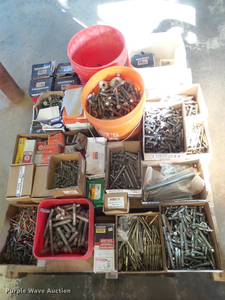 image for item EI9740 Tools