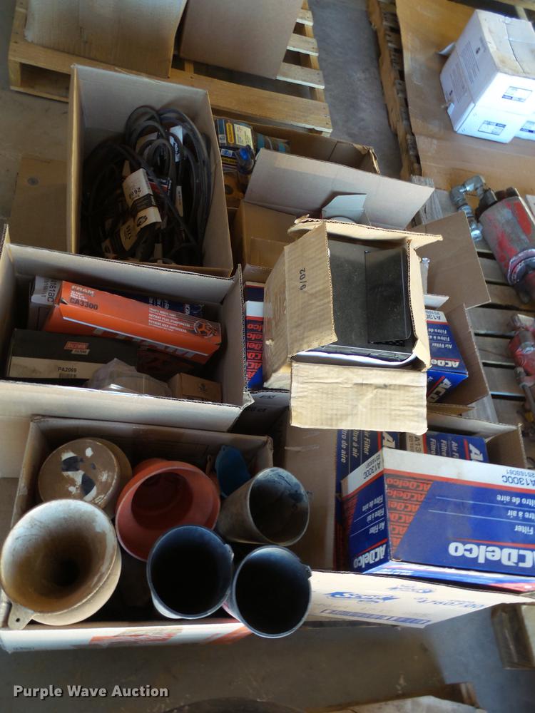 image for item EI9740 Tools