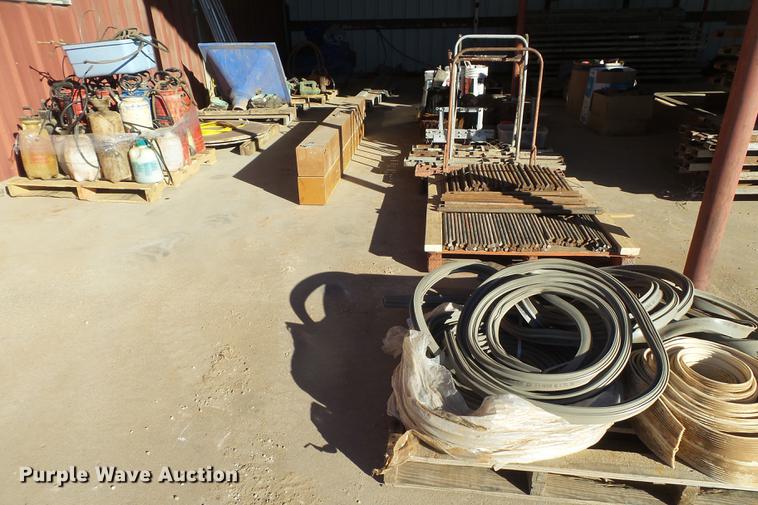 image for item EI9742 Concrete tools