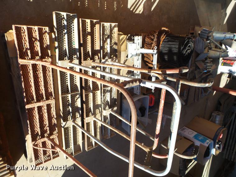 image for item EI9742 Concrete tools