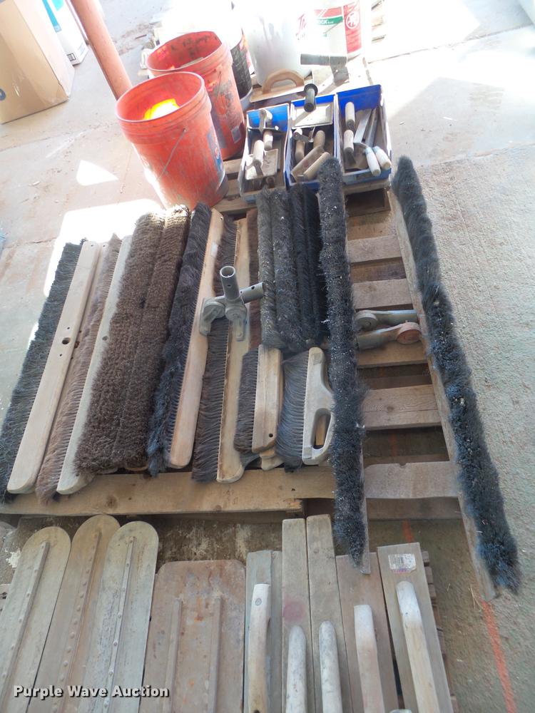 image for item EI9742 Concrete tools