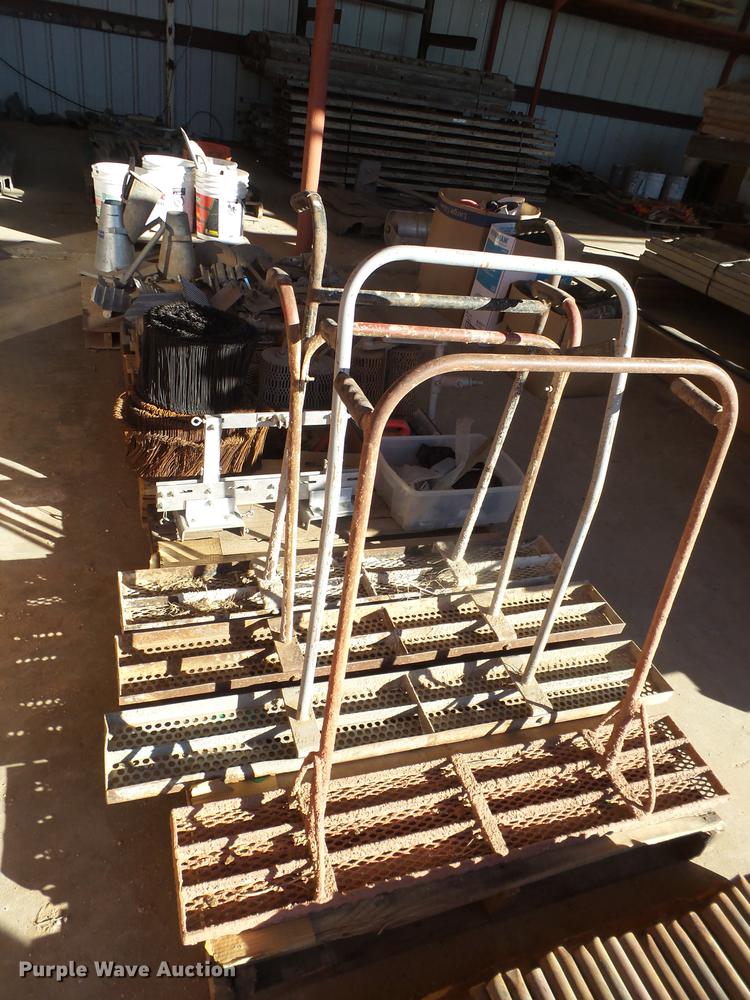 image for item EI9742 Concrete tools