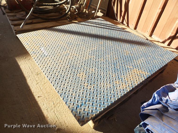 image for item EI9743 10,000 lbs scale