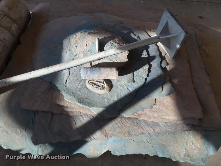 image for item EI9745 Concrete stamps and molds