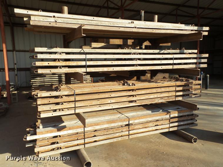 image for item EI9746 Concrete forms