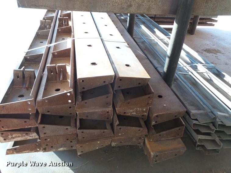 image for item EI9746 Concrete forms