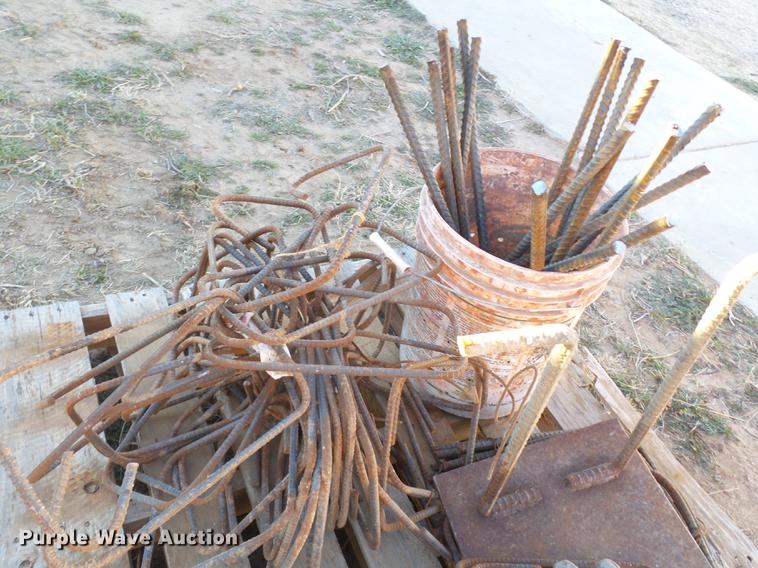 image for item EI9746 Concrete forms