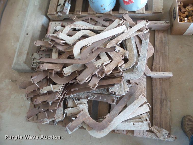 image for item EI9746 Concrete forms