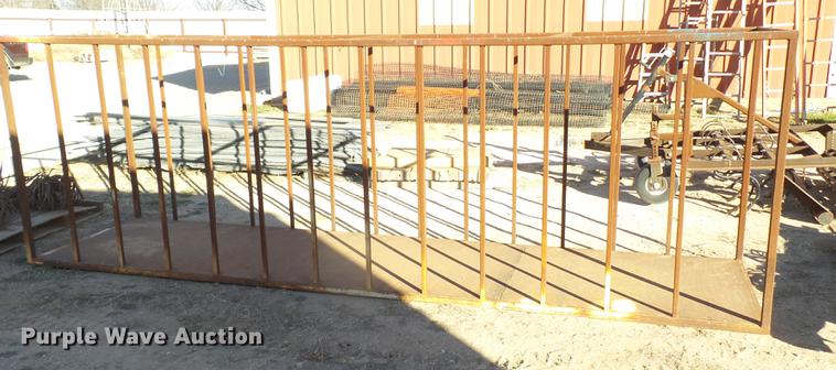 image for item EI9749 Road safety equipment