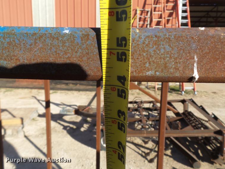 image for item EI9749 Road safety equipment