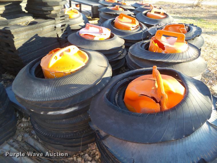 image for item EI9749 Road safety equipment