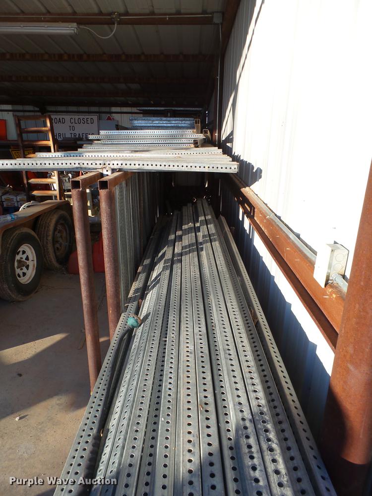 image for item EI9749 Road safety equipment