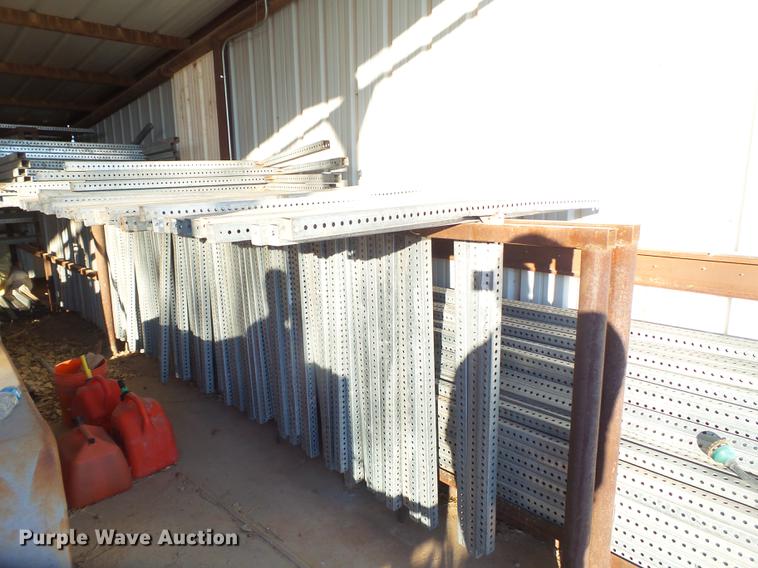 image for item EI9749 Road safety equipment