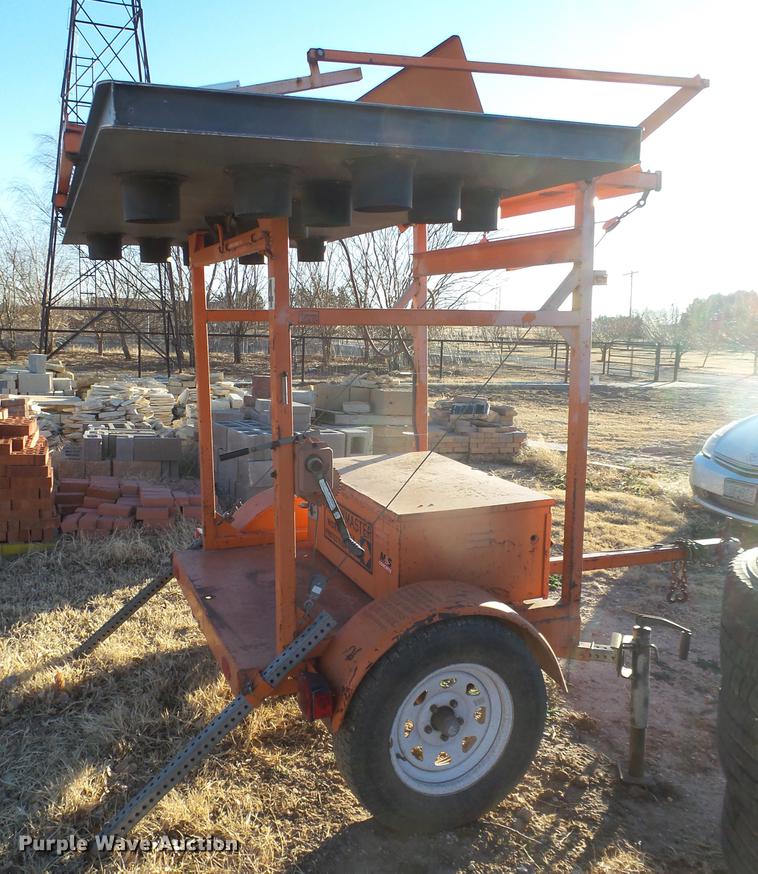 image for item EN9700 (4) Arrow Master arrow boards