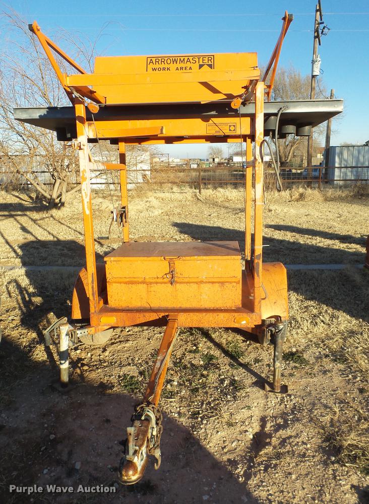 image for item EN9700 (4) Arrow Master arrow boards