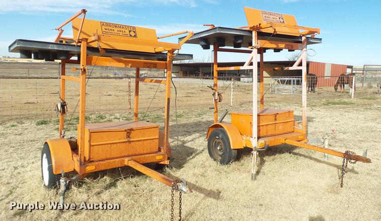 image for item EN9700 (4) Arrow Master arrow boards