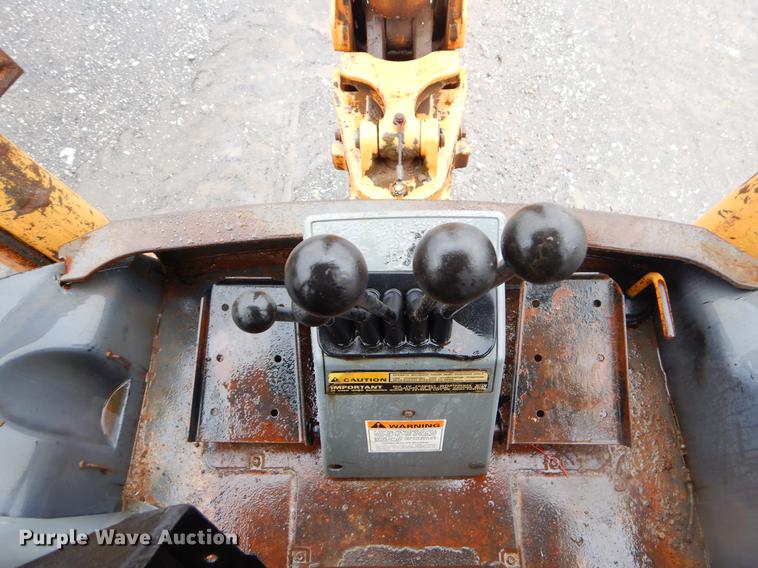 image for item ER9430 Case 580 Super L backhoe