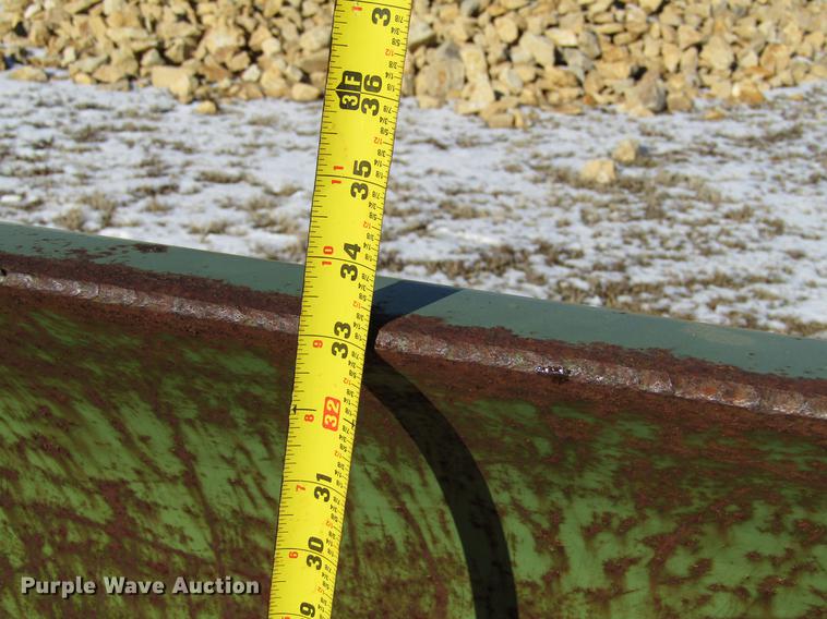 image for item EU9552 John Deere blade