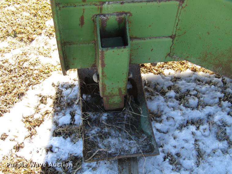 image for item EU9552 John Deere blade