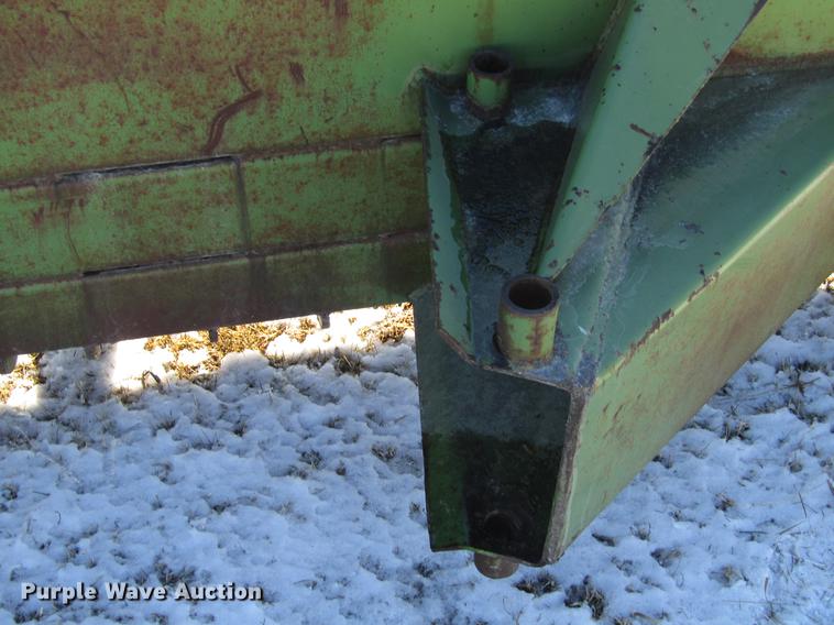 image for item EU9552 John Deere blade