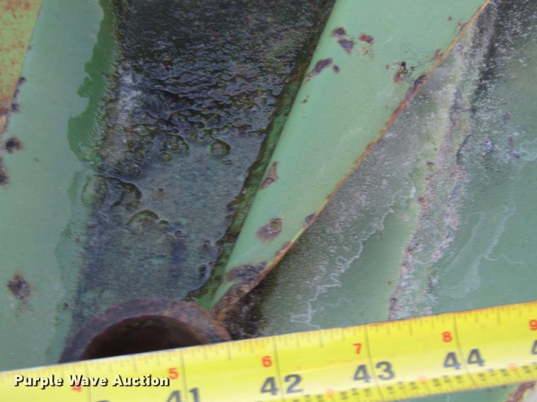 image for item EU9552 John Deere blade